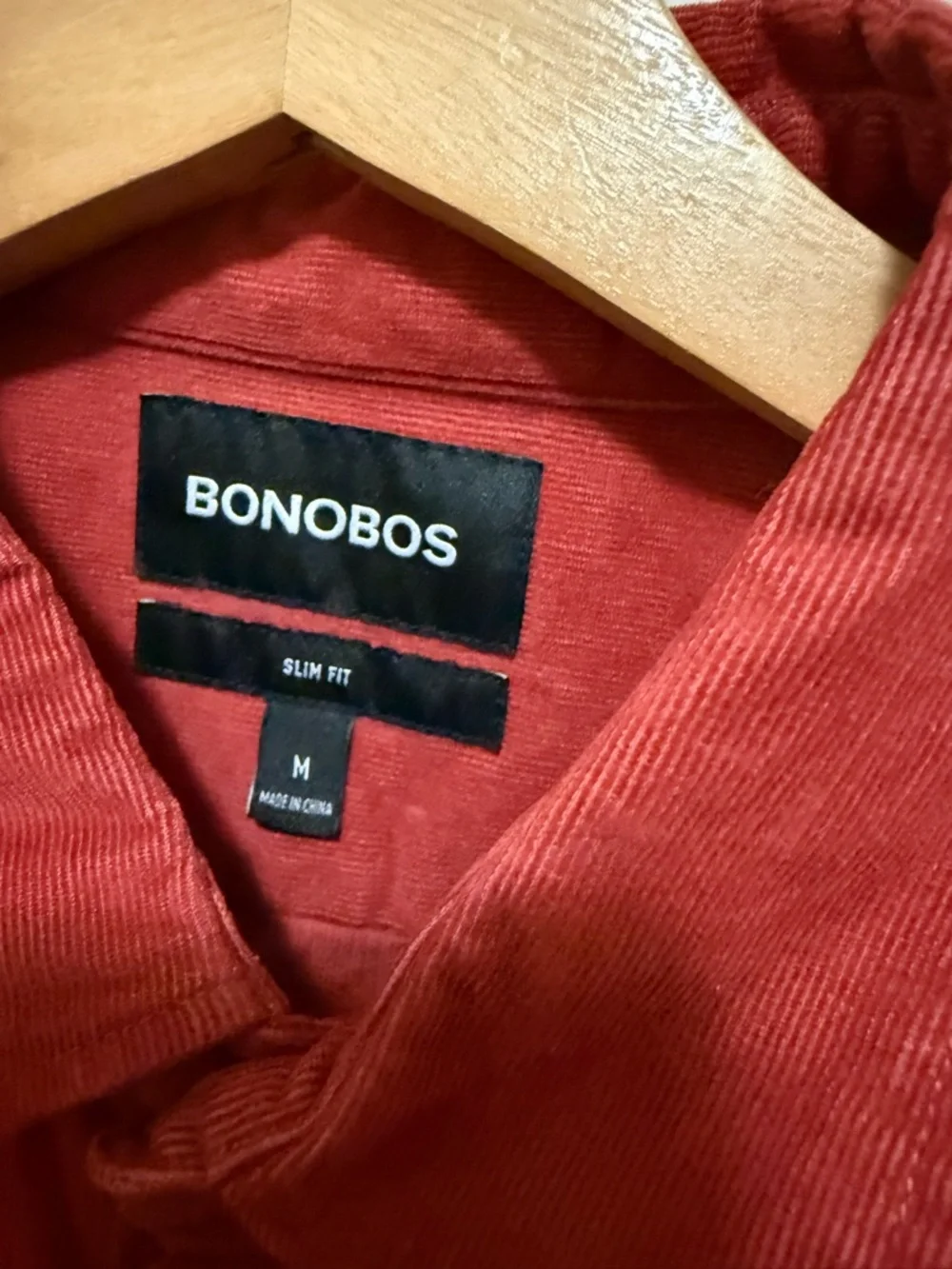 Bonobos Men’s Slim Stretch Corduroy Button Down Shirt  Burgundy Retro  Sz Medium